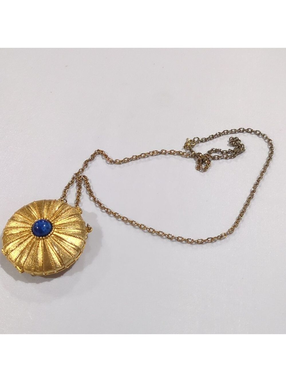 1973‎ Signed Estee Lauder Gold Empire Solid Perfume Vintage Pendant Necklace - Picture 11 of 12